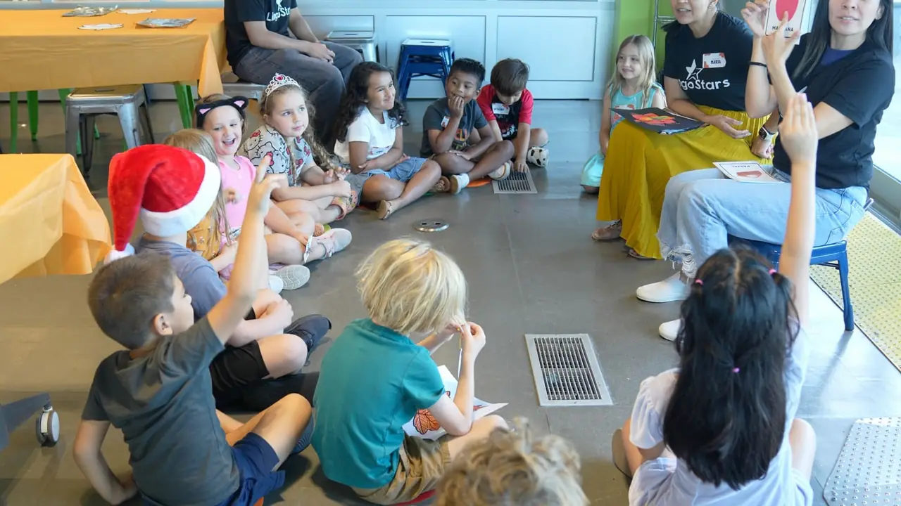 Children at a LingoStars Spanish immersion workshop in Naples, FL