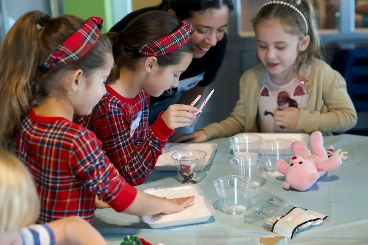 Children at a LingoStars Spanish immersion workshop in Naples, FL