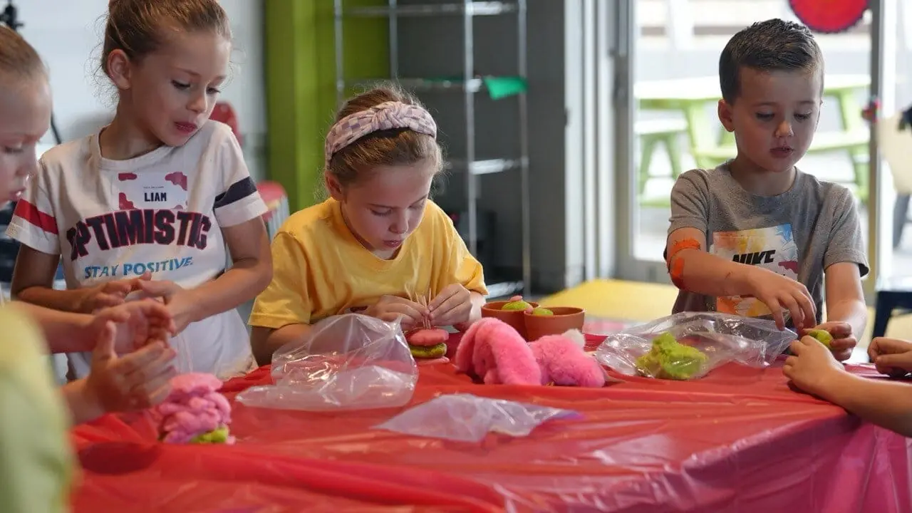 Children at a LingoStars Spanish immersion workshop in Naples, FL