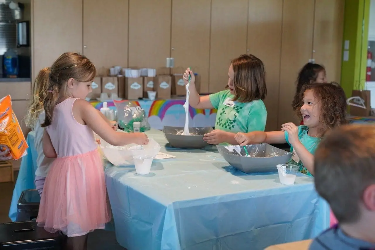 Children at a LingoStars Spanish immersion workshop in Naples, FL
