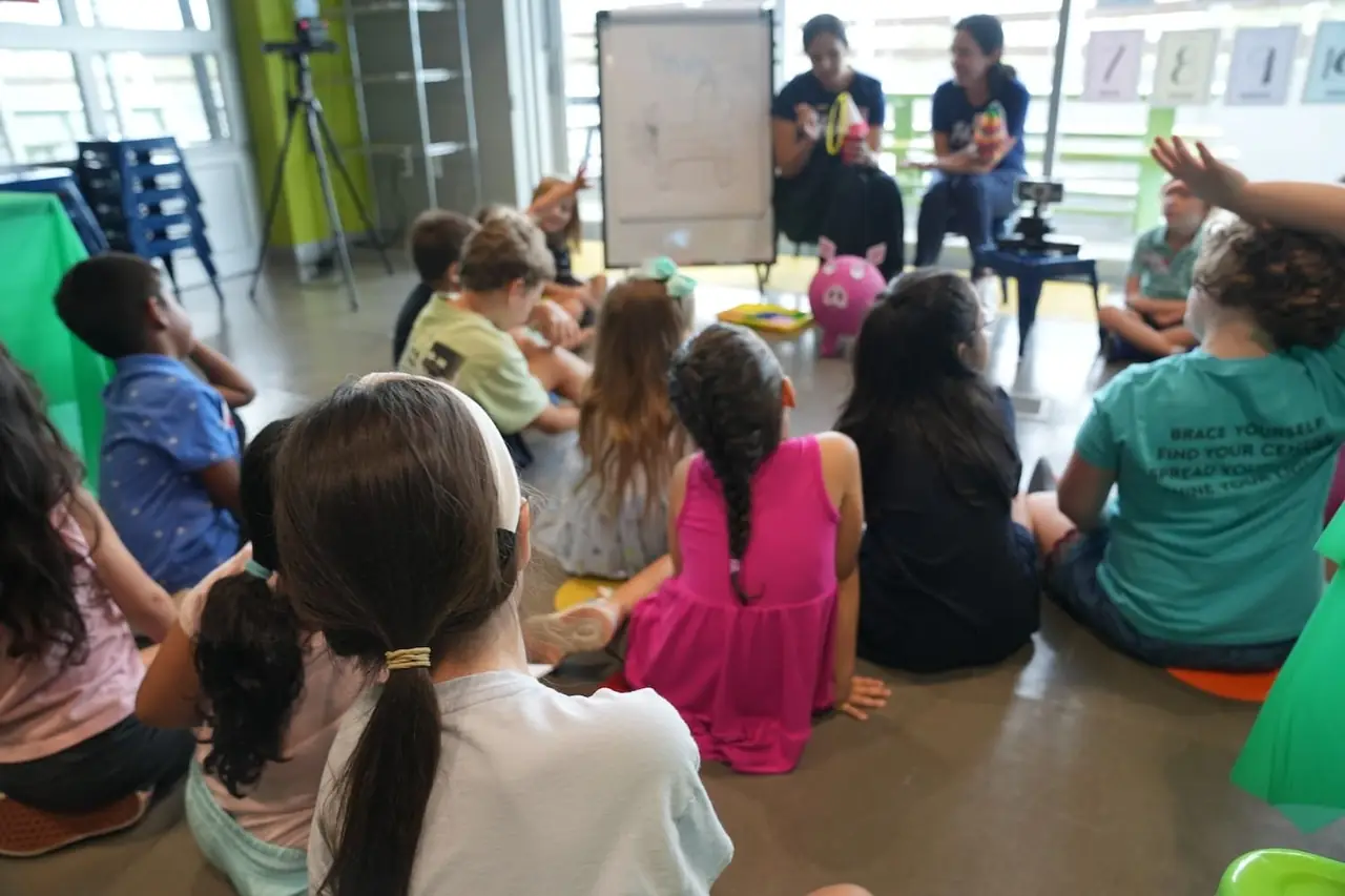 Children at a LingoStars Spanish immersion workshop in Naples, FL